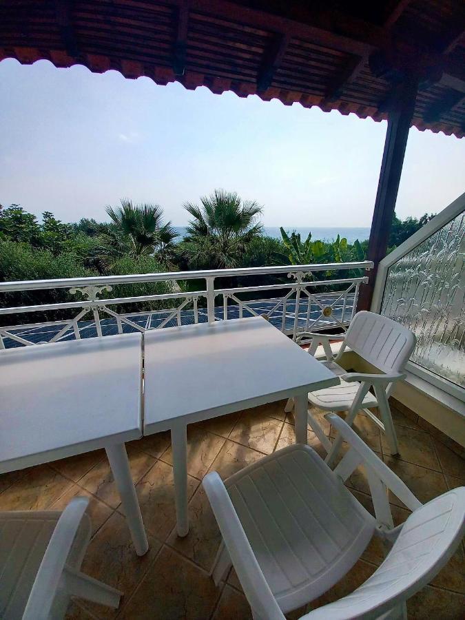 Villa Di Costa Νέα Σκιώνη Εξωτερικό φωτογραφία