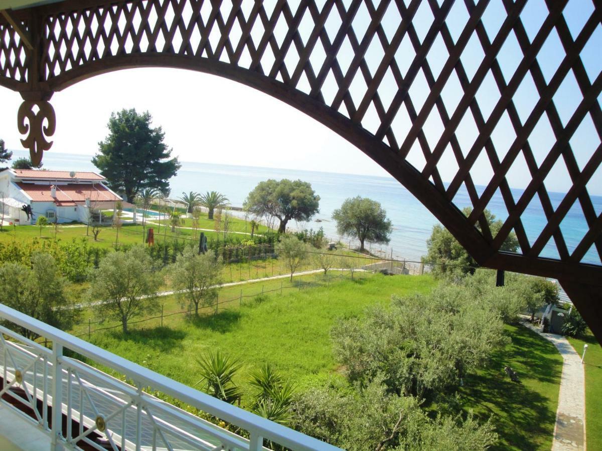 Villa Di Costa Νέα Σκιώνη Εξωτερικό φωτογραφία
